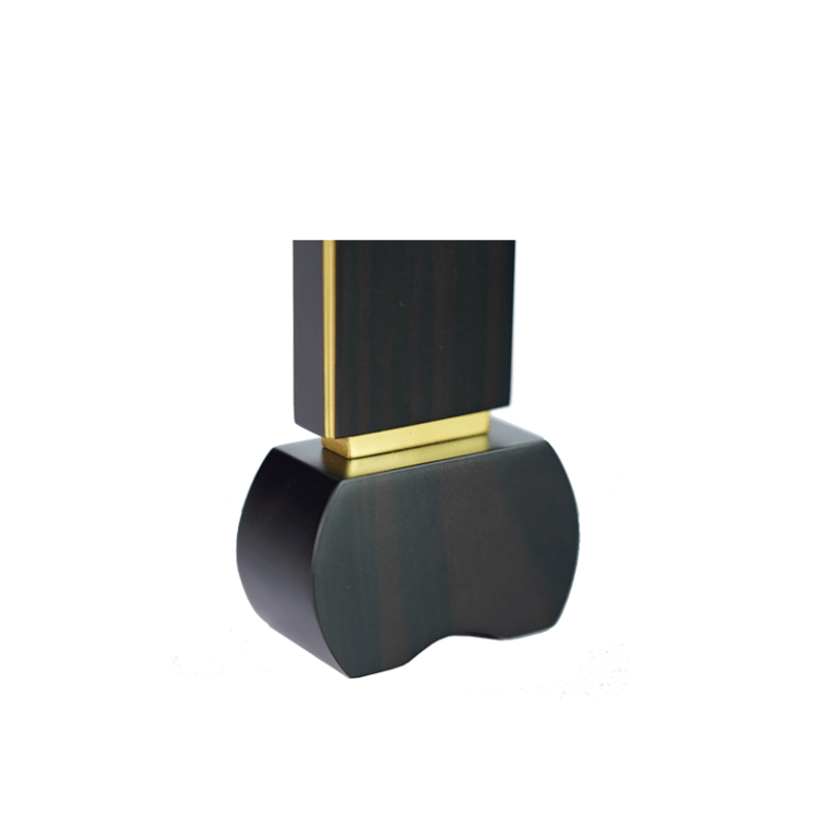 i-i-003
