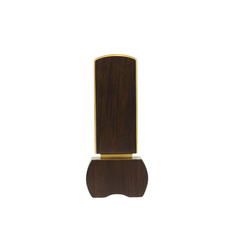 i-i-004