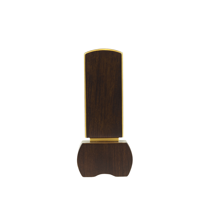 i-i-004