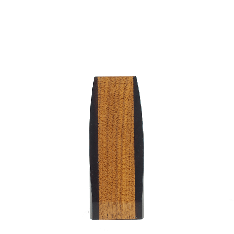 i-i-023